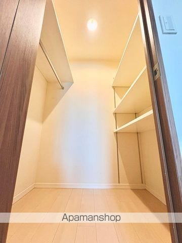 メイツ西山本通の内装写真