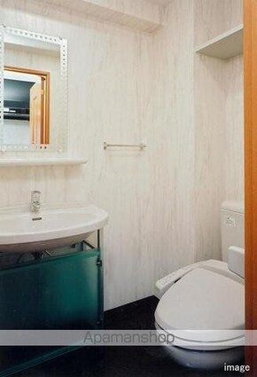 東京都港区芝３丁目[1K/22.4m2]の洗面所