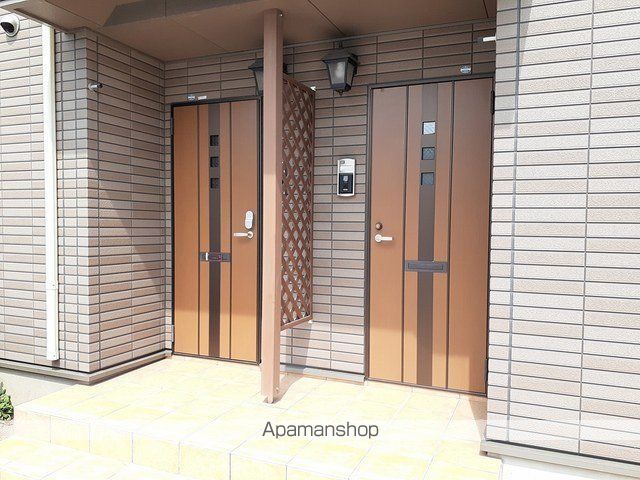 グラン ルーチェIの玄関写真