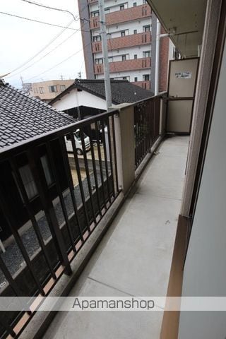 サーフェス上京面の内装写真
