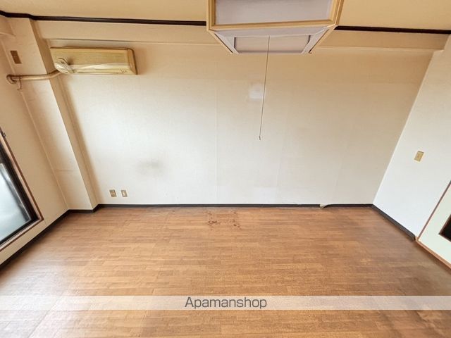 トッププラザの内装写真