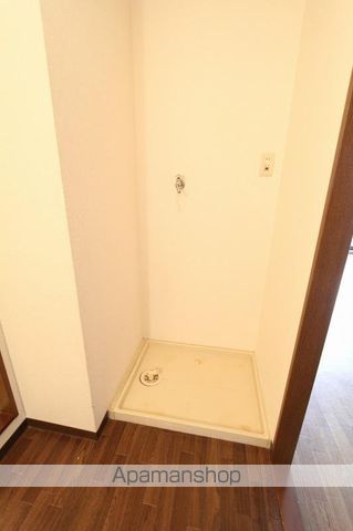 ファミール三条Iの内装写真