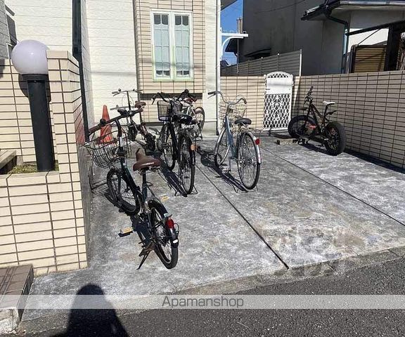 レオパレス長岡天神の外観写真