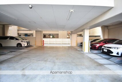 リビングステージ木町通[1K/25.61m2]の駐車場