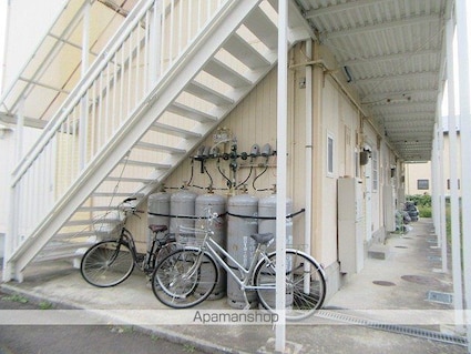 サンライフシティ西見前Ⅱ[2K/34.78m2]の共用部