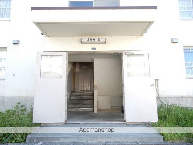 ビレッジハウス琴似第二2号棟の玄関写真