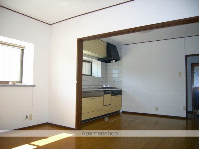 岩出市 2階建 築37年の内装写真