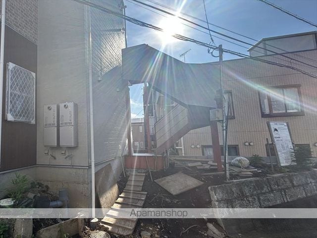 ハレコナ町田の玄関写真