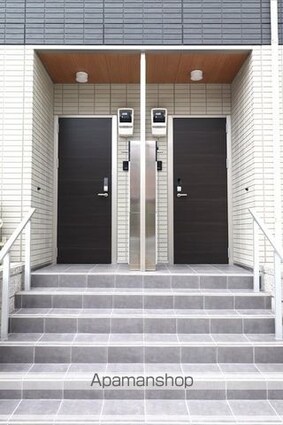 アマランス　Ｂ棟[3LDK/63.63m2]のエントランス