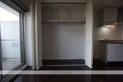 エスポアール泉[1R/24.99m2]の収納