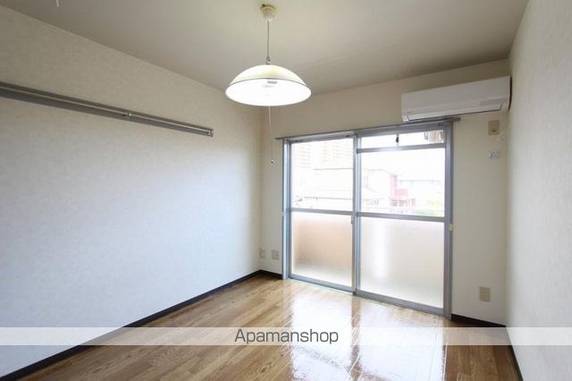 西町ハイツの内装写真