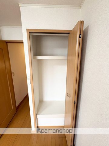 ボンヌジュルネの内装写真