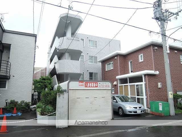 クレストテージ伏見の外観写真