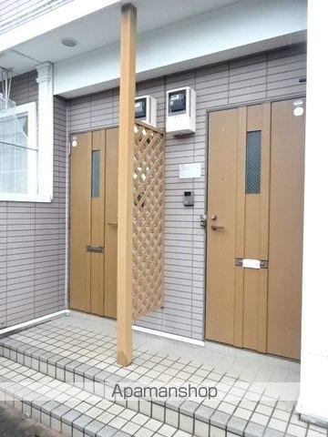アーバンアイリスIIの玄関写真
