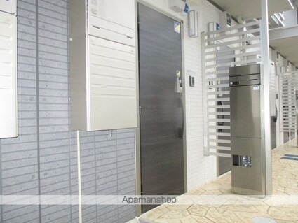 Ｇｒａｎｄ　Ｃａｌｉｃｅ　（グランカリス）[1LDK/36.53m2]の玄関