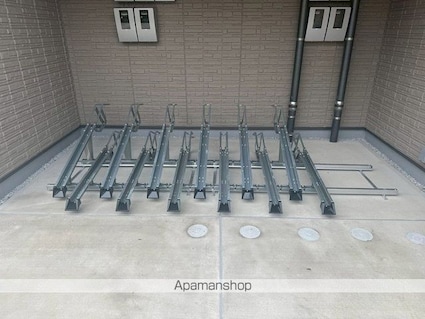 ラナコート北沢[3LDK/75.5m2]の共用部1