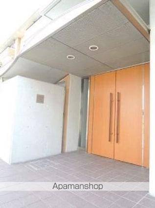 ボヌール三軒茶屋[1DK/34.5m2]のエントランス2