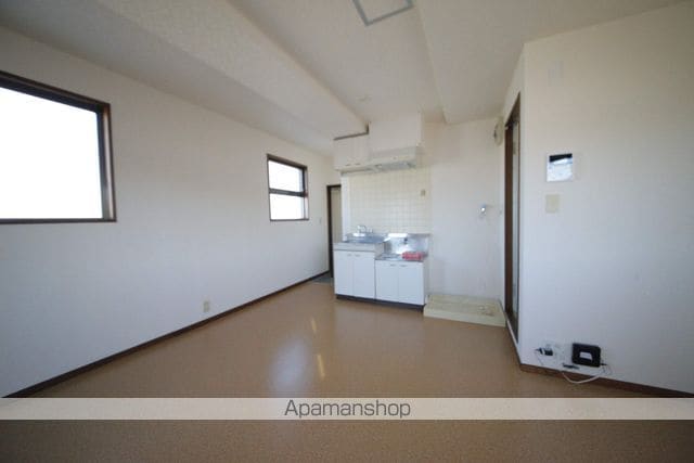 修栄マンションの内装写真
