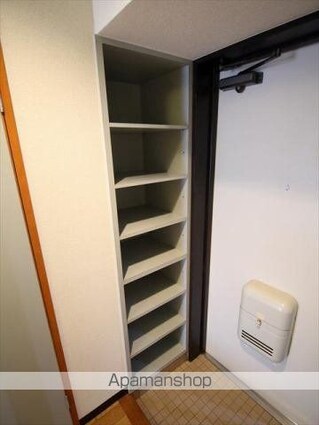 愛媛県松山市宮田町[1K/30.4m2]の内装1