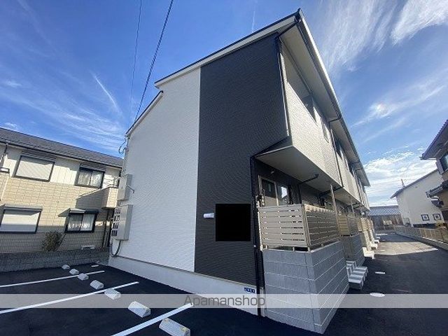 クリスタルハイツ土山の外観写真