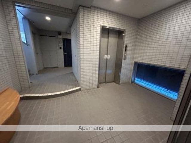 ローザ東中通の外観写真