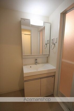 ＧＲＡＮＤ　ＥＡＳＴ高松町[1LDK/40.33m2]の洗面所