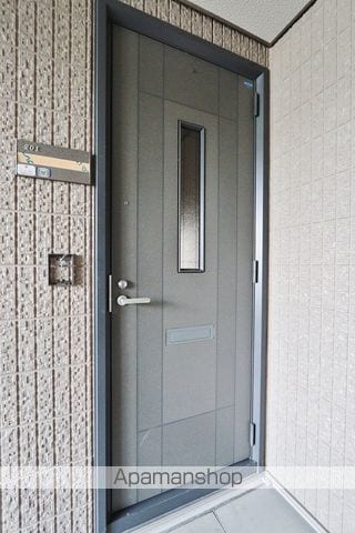 グランシード末広の玄関写真