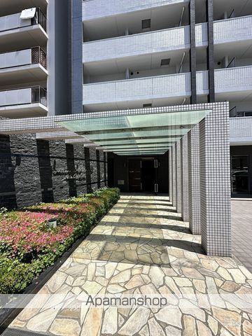 アクロス福島アーバンヒルズの玄関写真