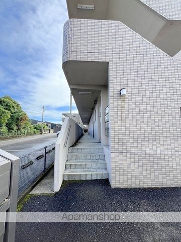 TRUSTYIIIの玄関写真