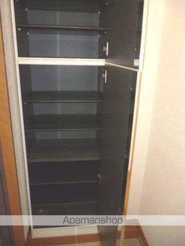 グローリアKの内装写真