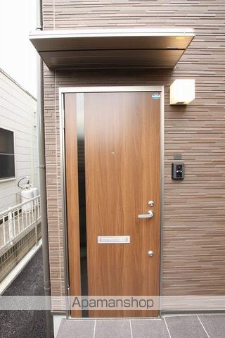 リヴィエールIの玄関写真