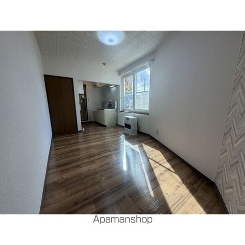 プラザイン福住Aの内装写真