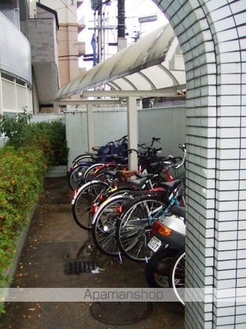 【福岡市南区塩原のマンションの写真】