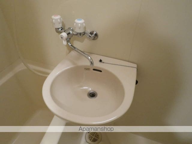 LEGALTENJINBASHIの内装写真