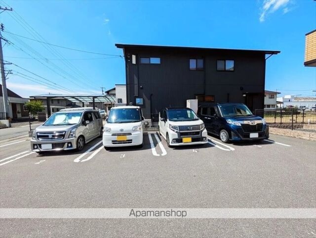 フェリス　ディア　Ａ棟[3LDK/67m2]の駐車場