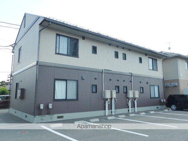 ルミエールひがのの外観写真