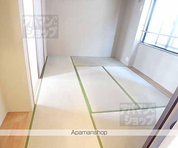 モンターニュ嵯峨の内装写真