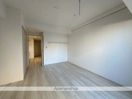 フロンティア新宿タワー[1K/30.37m2]のリビング・居間