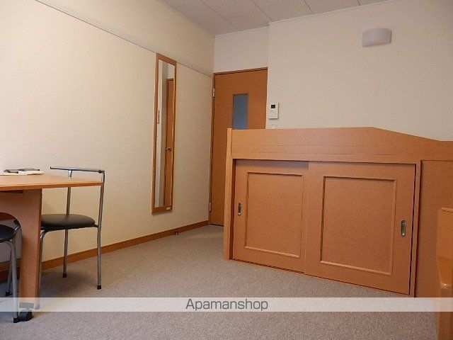 レオパレスおおせぎ IIの内装写真