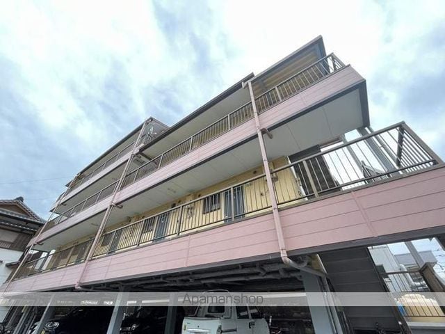 山岡ハイツの外観写真