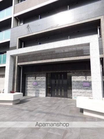 M−RESIDENCE新大阪GARDENの玄関写真