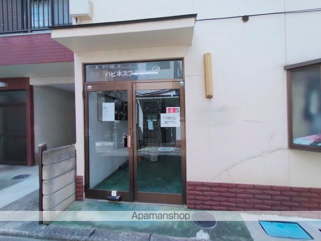 プラザハピネス坂本の玄関写真