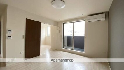 オンユアマーク[1LDK/44.61m2]のリビング・居間