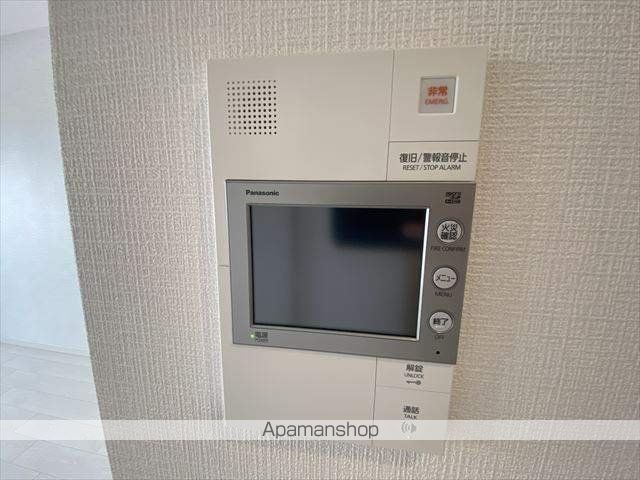 ATTIRANT西三国の内装写真