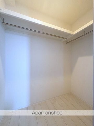 アリヴィス NANIWAHIGASHI ソルテラスの内装写真