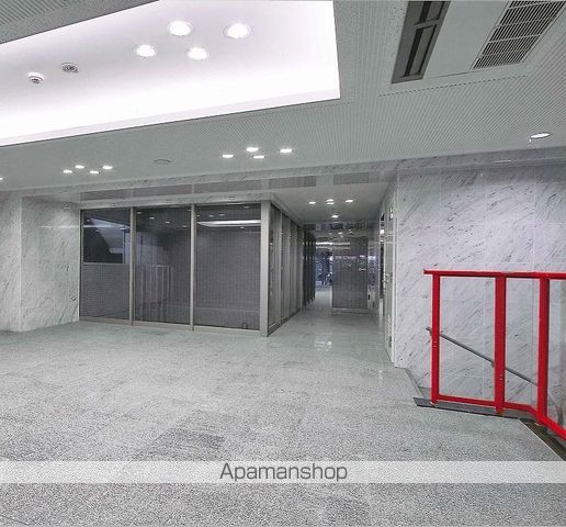 レジディア神田岩本町IIの玄関写真