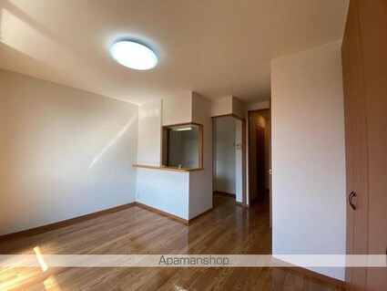 ファインパストラルⅡ　[1LDK/36m2]のリビング・居間