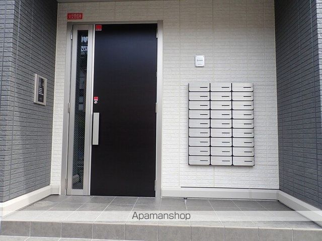 チェリーブロッサム勝部の玄関写真