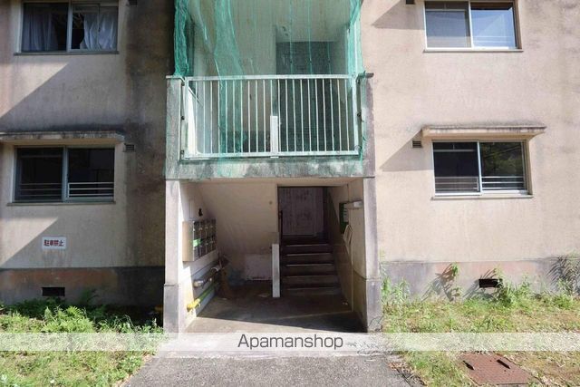 ビレッジハウス埴生2号棟の外観写真