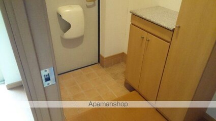 プレシャスコートＫ西浜[1LDK/45.84m2]の玄関